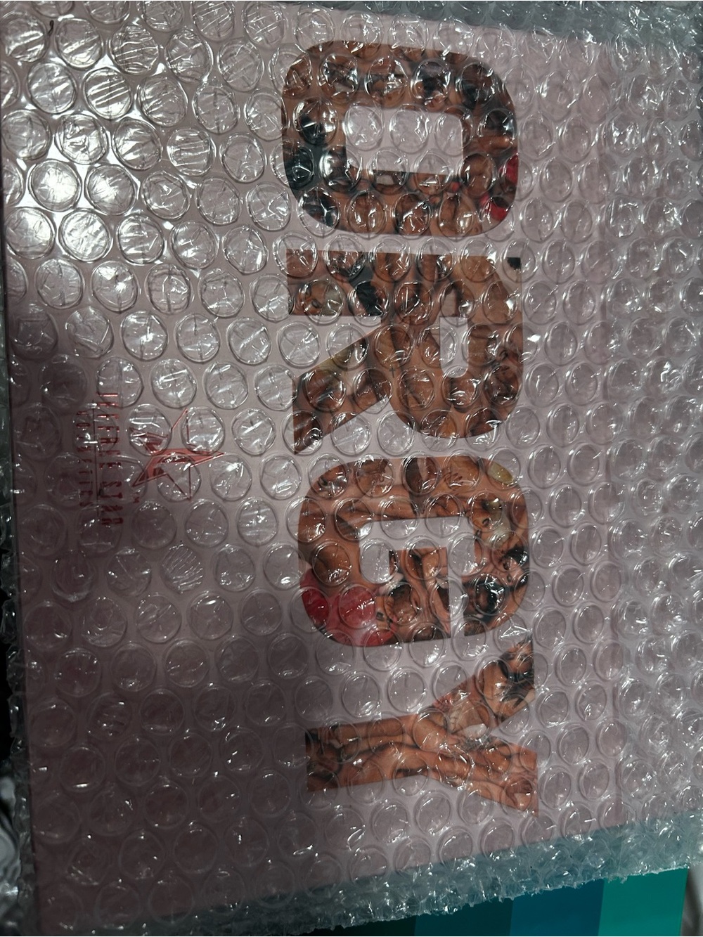 Jeffree Star Neutral Brown & Nude Eyeshadow Palette - Picture 5 of 5